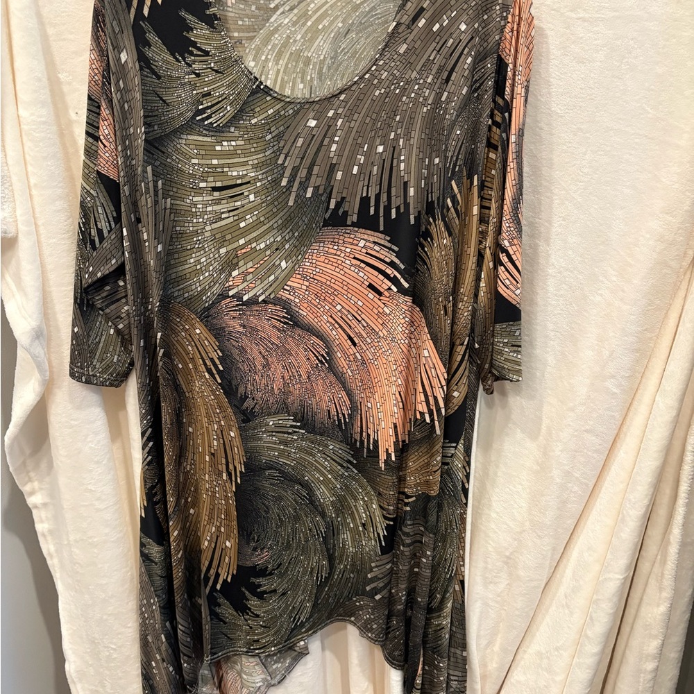 GUC Green Graphic Relaxed Tunic Top
